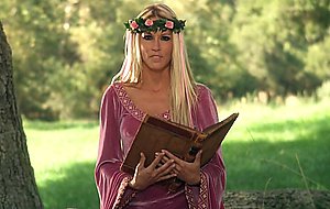 Cute medieval MILF Jessica Drake gives head