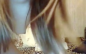 Girl sucks and fucks on webcam