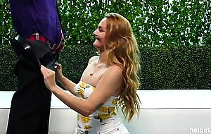 Pawg on the couch....pt.