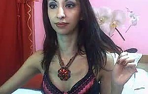 Slim tranny jerks off her big dick