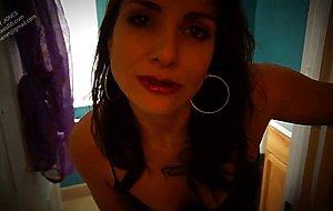 Hot milf pee date
