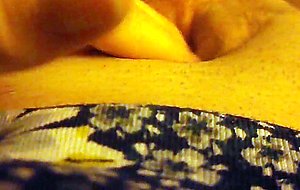 April fingers ts clit