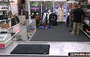 Amateur latina banged for some cash in the pawn shop