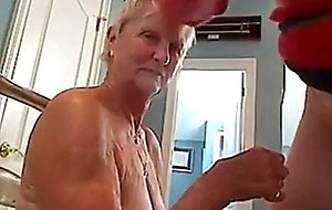 Granny sucking dick 