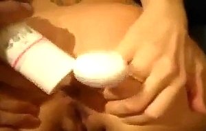 Teen blonde a gros seins sodomise pendant 10 min!