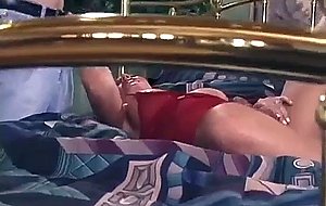 Super pushing with a naughty tranny