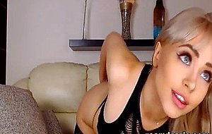 Hottest Blonde Babe Spreads Herself In Exquisite Way