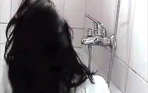 Webcam Girl In The Tub