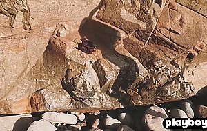 Experienced young babes show hot bodies for a camera