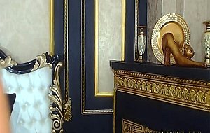 Elegant Brunette Engaged To A Sophisticated Show Live