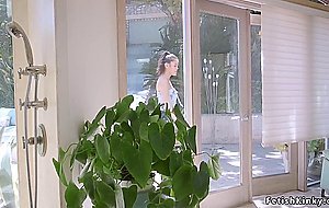 Dude anal fucks Milf gf and her teen
