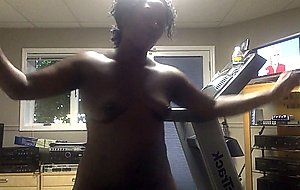 Black amateur naked on the treadmill