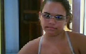 Chuby shows tits on cyber