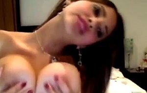 Hot latin webcam girl showing tits and pussy