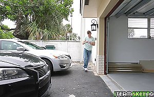 Sexy babe Jessa Blue taking her boyfriends dick deep inside her pussy