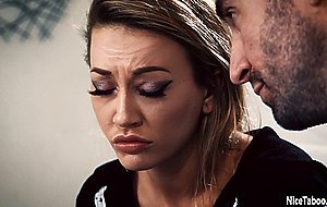 Babe hits guys car and he hits her ass and fucked her sweet mouth