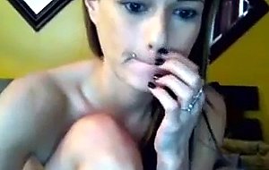 Cute webcam teen gets vibrator and fin