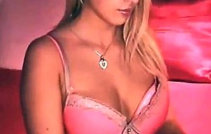 Blonde babe sucking her vibrator hd