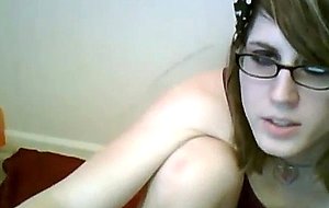 Hot teen ts shows off on cam