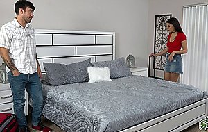 Stepsiblings Reyna and Nade fights and make love