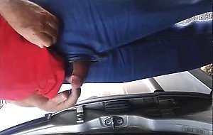 maduro me folla en aparcamiento oldman fuck parking