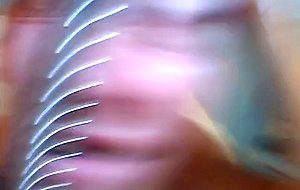 Claudia Odenweller in der Wanne