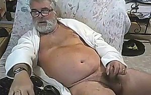 Naked Bearded Daddy