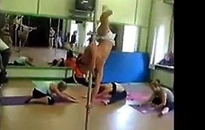 Pole-acrobat