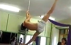 Pole-acrobat