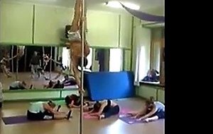 Pole-acrobat