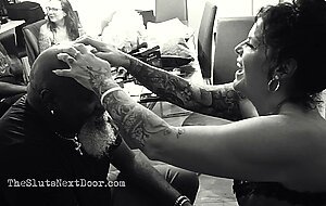 Theslutsnextdoor, max holly