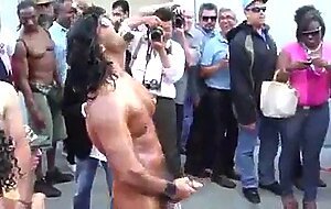 Folsom Public Jerkers Jerk for Audience