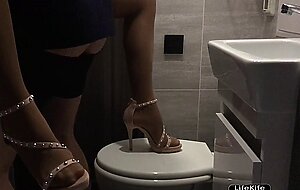 Lifekife, pornhub no.