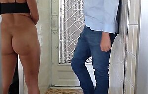 Porter came to deliver package and puts me to feed - Subscribe only fans of girl heyya