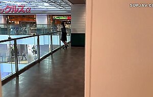 Female college student mia-chan 20 years old jcup god huge breasts female college student nampa