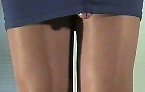 Pantyhose Handjob by Crossdressing Amateur