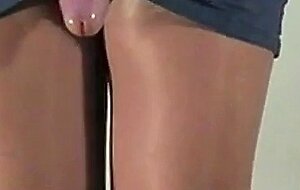 Pantyhose Handjob by Crossdressing Amateur