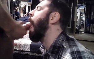 Big-Cock Bear Amateur Gets a Face Full of Cum