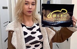 Lil karina, the ex-boyfriend comes to bring the girl to orgasm 3 times