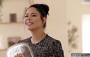 Asian milf mominlaw seduces her soninlaw