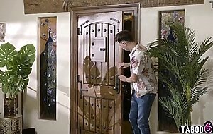 Curvy mature stepmom milf lauren phillips fucks 21yo stepsons friend