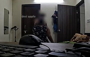 Wife sucking dick infront of maid