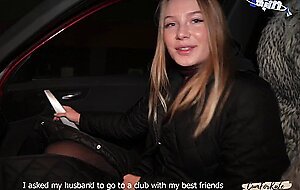Cumforkate, stepbrother's wife such a slut, she gave herself secretly in the car