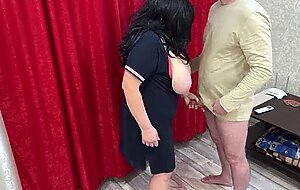 Huge tits dangle when a mature stepmom gets fucked in a big ass in anal