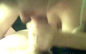 Dansk Amator Blowjob med Spermeskud