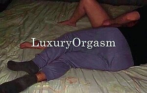 Bringing a hottie to orgasm on a cold night - luxuryorgasm