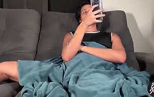 Husband discovers his wife's betrayal but she makes him forget with a wet blowjob (subtitled
