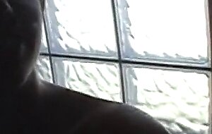 Horny Girlfriend Filmed Shaving Her Pussy