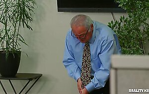 Kyler's office quickie, Kyler...