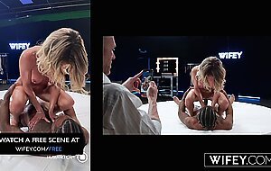 WIFEY Fit Blonde Hotwife Cassie Bender Gets A BBC Creampie In Front Of Hubby